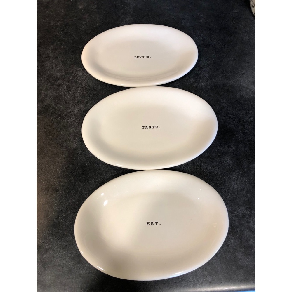 Rae Dunn plates